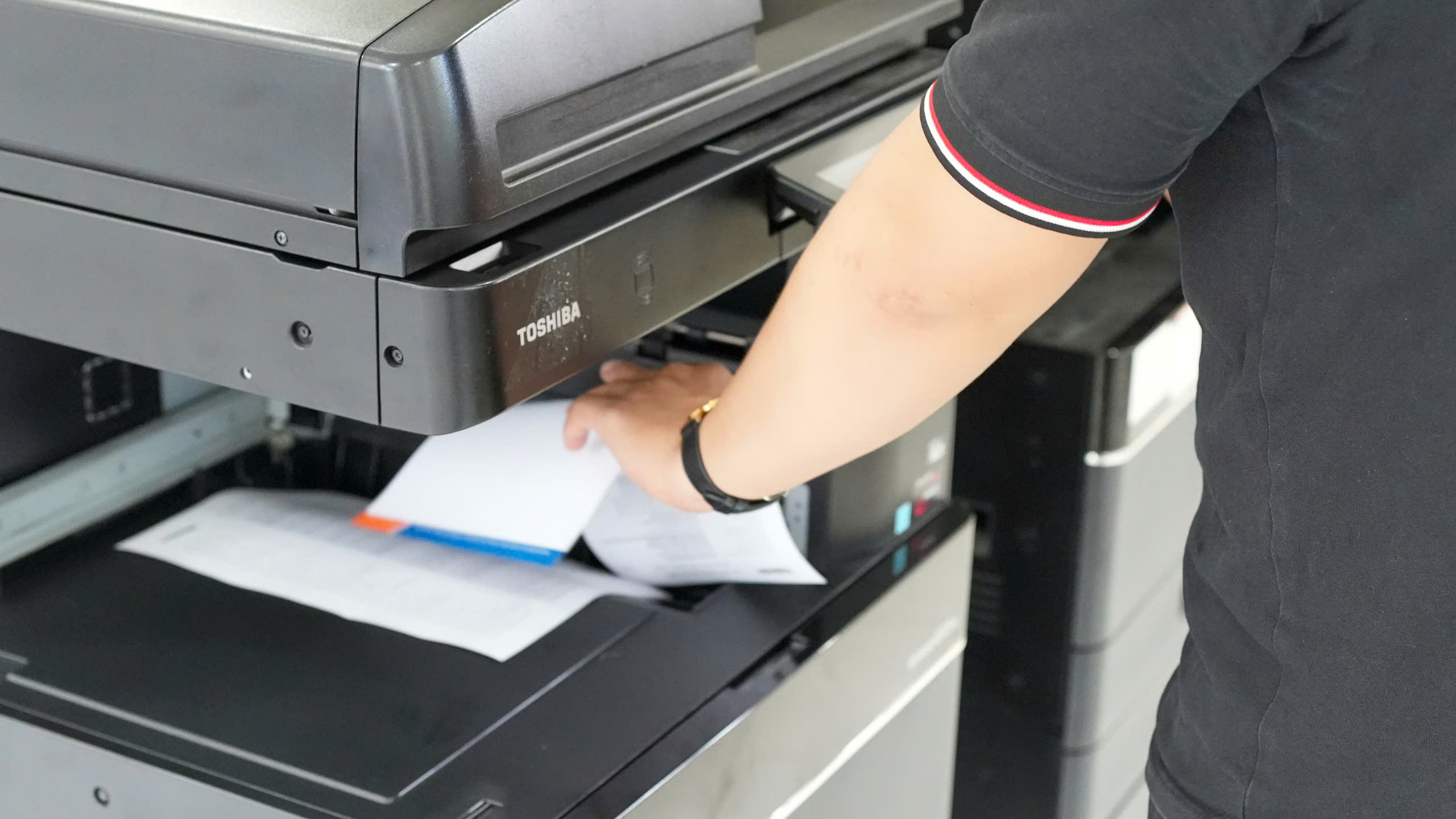 Khi nào doanh nghiệp nên mua máy photocopy